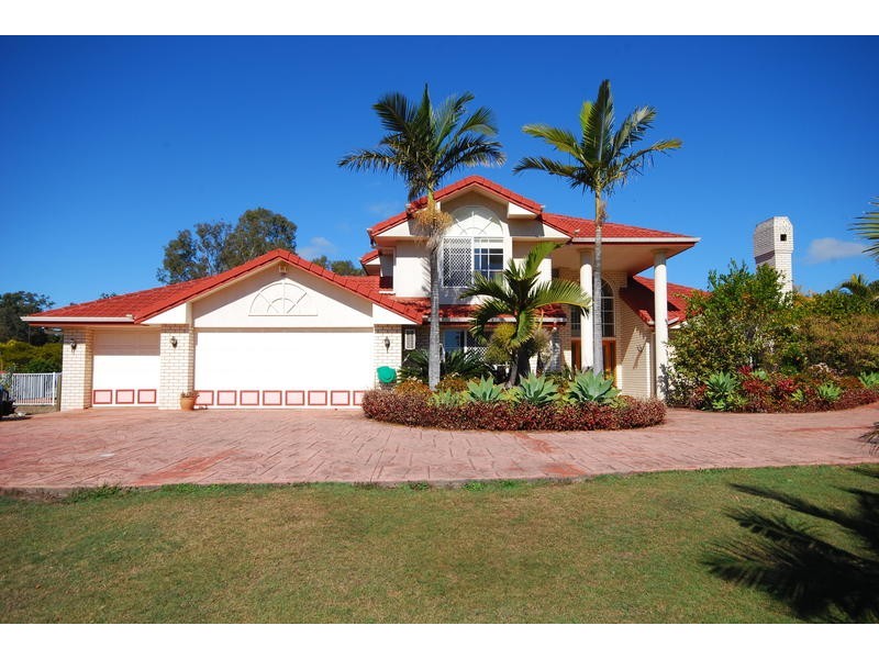 64 Pine County Place, Bellbowrie QLD 4070